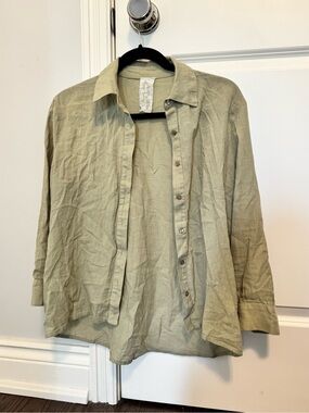 Light Olive Green Linen Button-Up Shirt